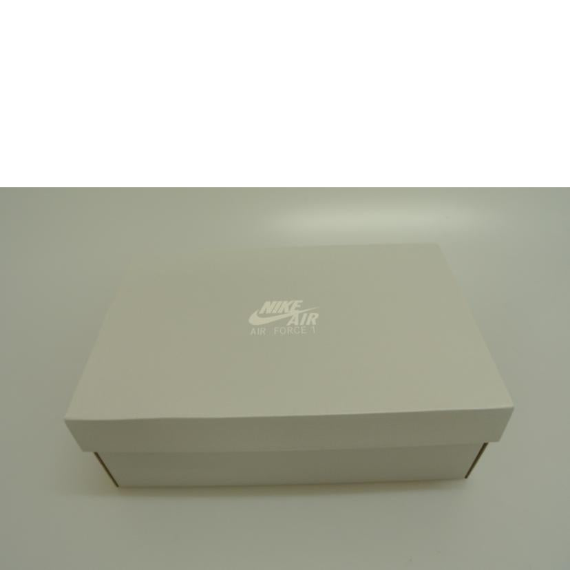 NIKE ナイキ/AIR FORCE1 07/CT2302-100//27.5/SAランク/87