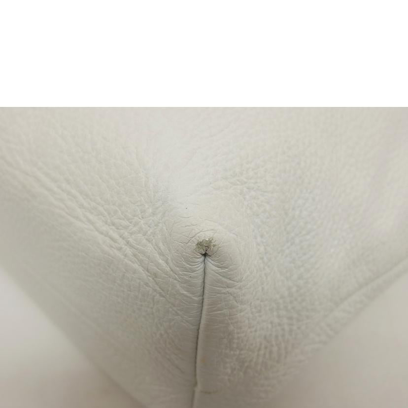 BOTTEGA VENETA ボッテガヴェネタ/イントレチャート/レザートートバッグ/ホワイト/173185//V174C 9000/Bランク/04