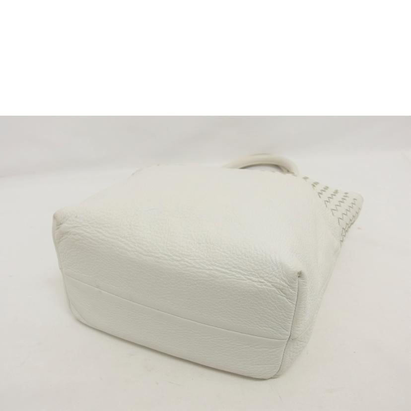 BOTTEGA VENETA ボッテガヴェネタ/イントレチャート/レザートートバッグ/ホワイト/173185//V174C 9000/Bランク/04