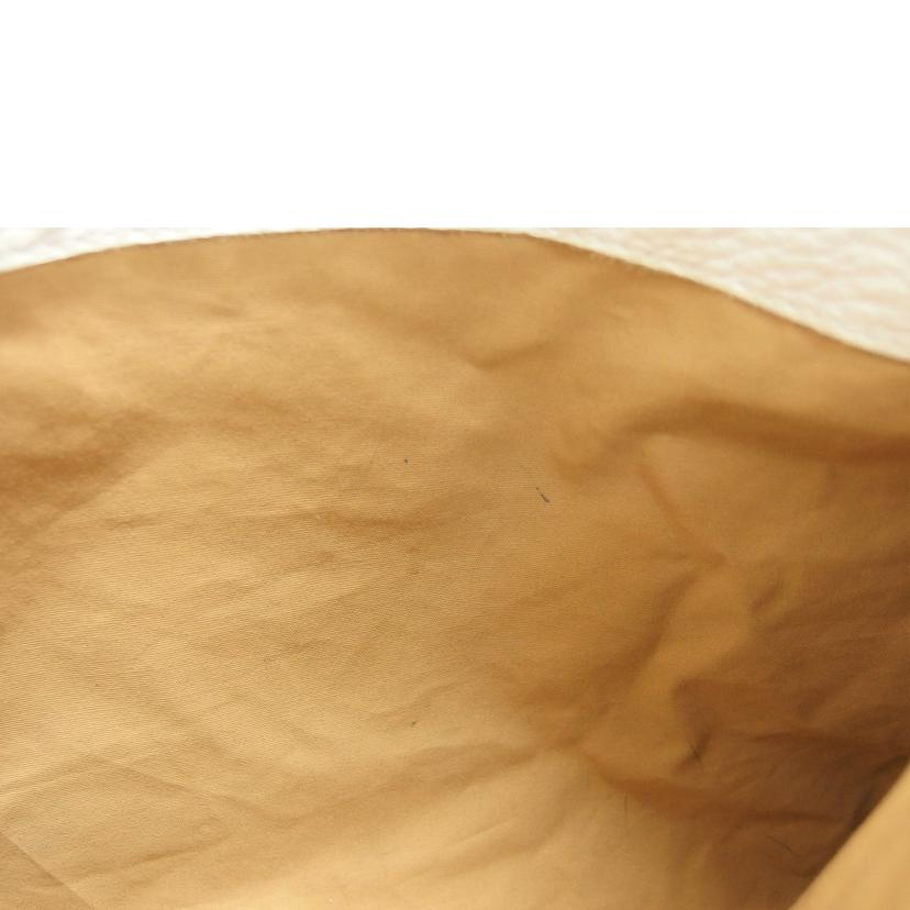 BOTTEGA VENETA ボッテガヴェネタ/イントレチャート/レザートートバッグ/ホワイト/173185//V174C 9000/Bランク/04