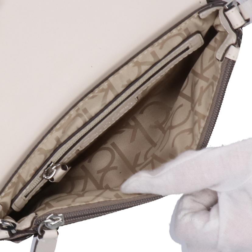 Calvin Klein カルバンクライン/ショルダーバッグ/H3AEVKF1//SAランク/09