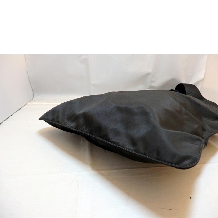 PRADA PRADA/ナイロンショルダー/BT175Z//160/ABランク/95