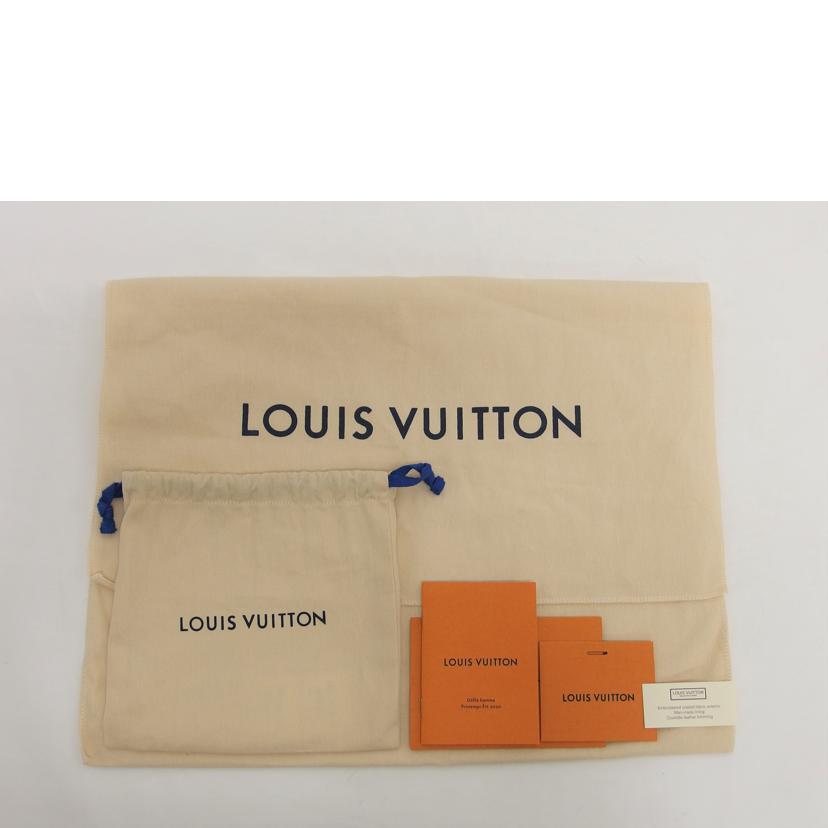 LV ルイ・ヴィトン/トライアングルメッセンジャー/モノグラム/タフタ―ジュ/M45070//CA0260/Aランク/04