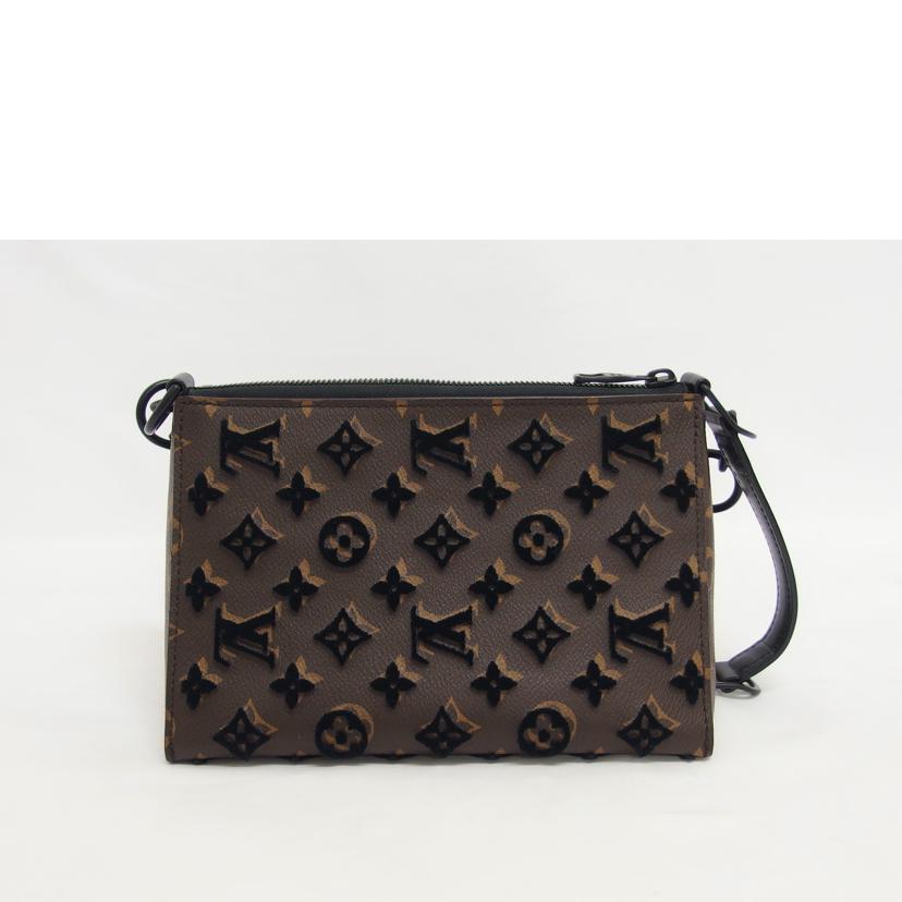 LV ルイ・ヴィトン/トライアングルメッセンジャー/モノグラム/タフタ―ジュ/M45070//CA0260/Aランク/04