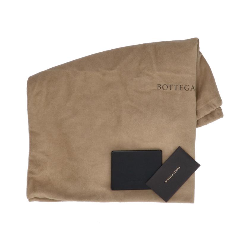 BOTTEGA VENETA ボッテガヴェネタ/イントレチャートレザートートバッグ/214728//V00*******/Aランク/75