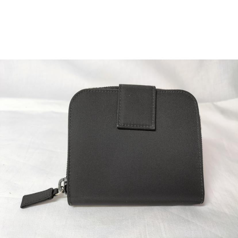 PRADA プラダ/ナイロン 二つ折り財布 ブラック//ABランク/52