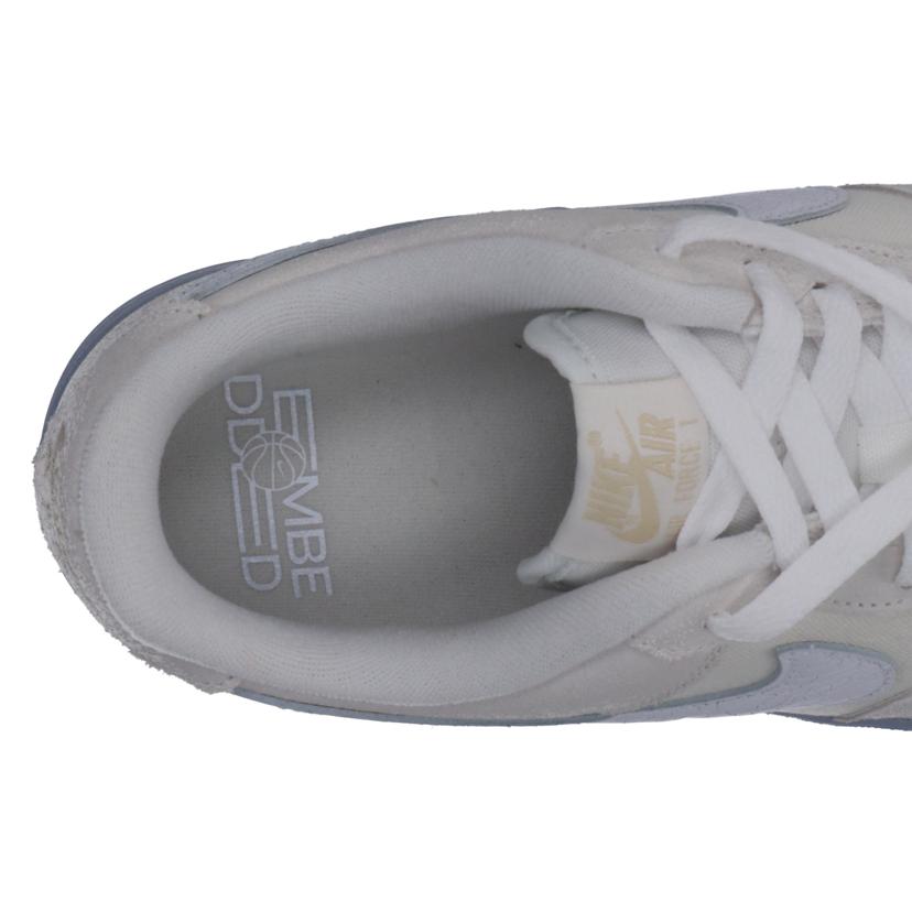 NIKE ナイキ/AIRFORCE1'07 LV8 EMB /DV0787-100//SAランク/09