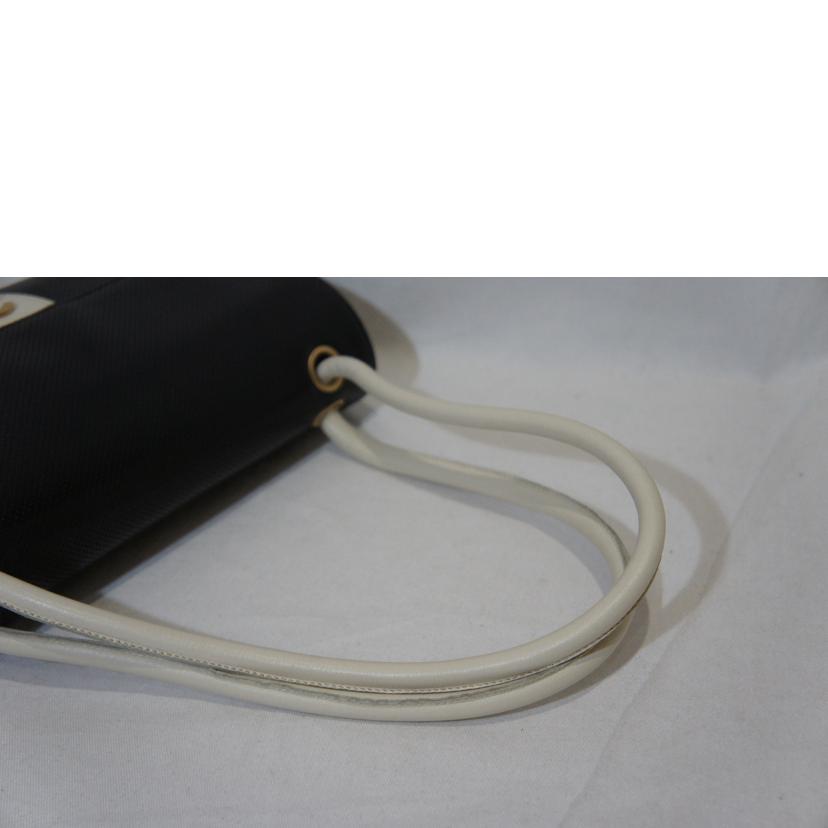 CHANEL シャネル/パンチングショルダーバッグ//6484099/ABランク/94