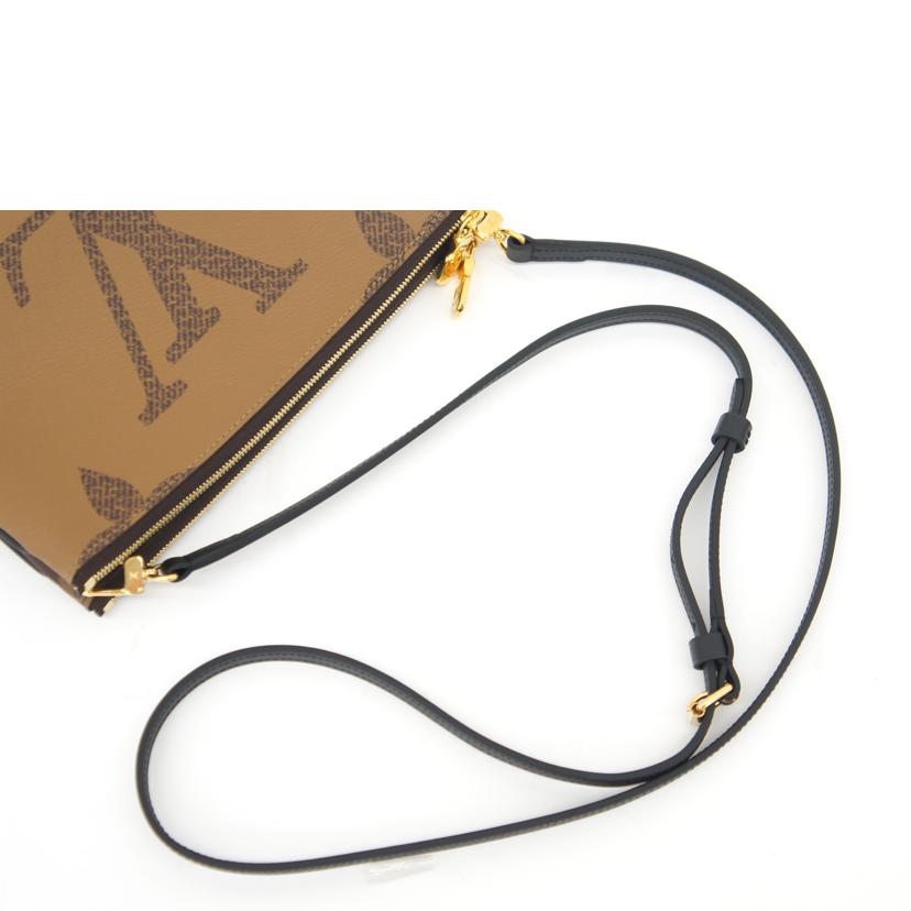 LV ルイヴィトン/ポシェット・ドゥーブルジップ/モノグラム・ジャイアント リバース /M69203//MI4***/Aランク/75