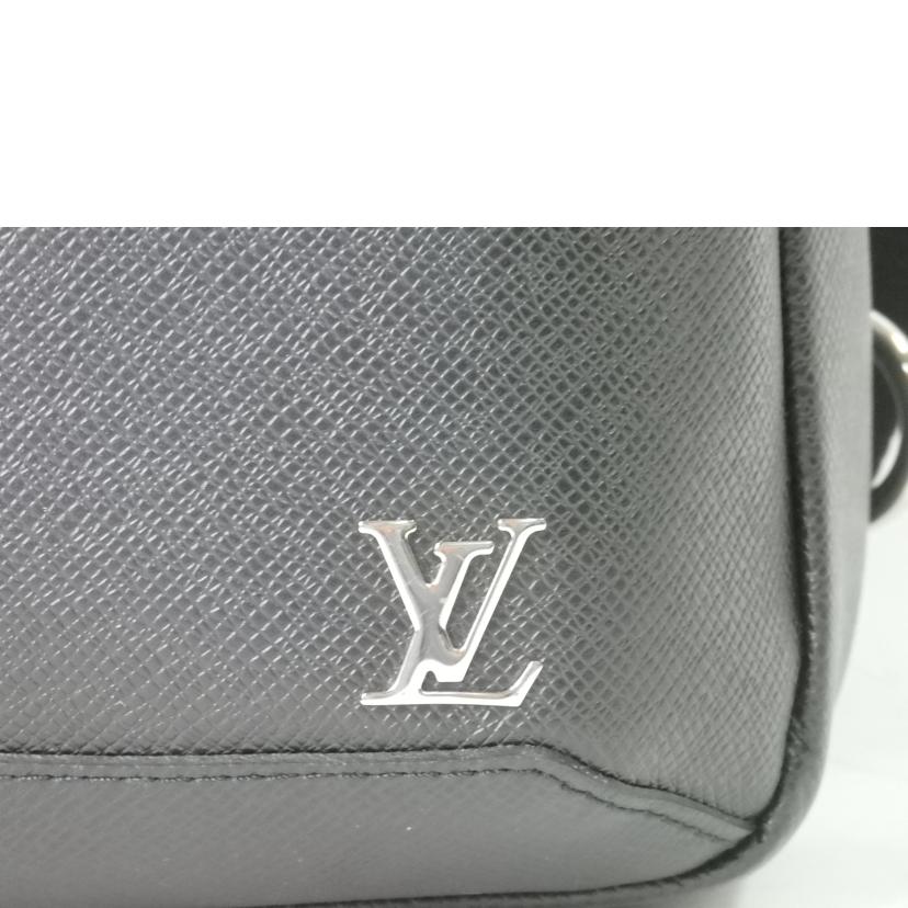 LV ルイヴィトン/アヴェニュー・スリングバッグ/タイガ/M30443 //CA0231/ABランク/84