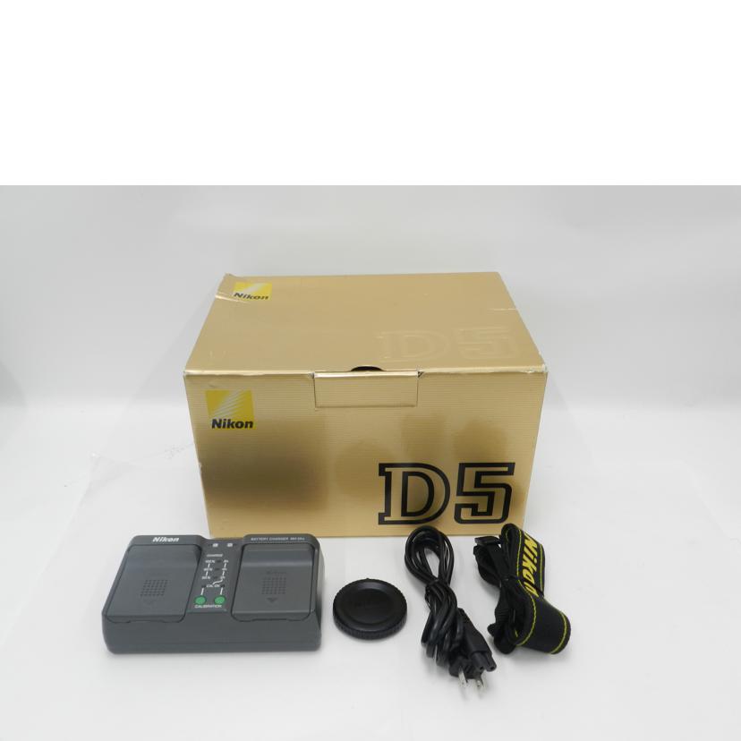 Nikon ニコン/デジタル一眼レフ/D5ボディ XQD-Type//2005053/ABランク/69