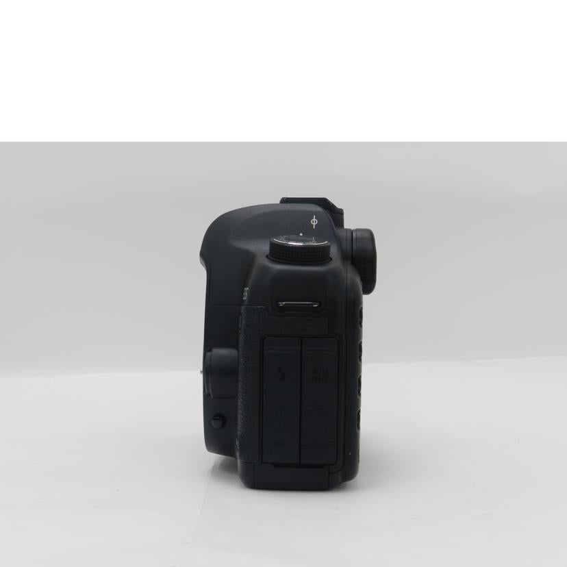 Canon キャノン/デジタル一眼レフカメラ/EOS 5D Mark2ボディ//2111300529/Aランク/69