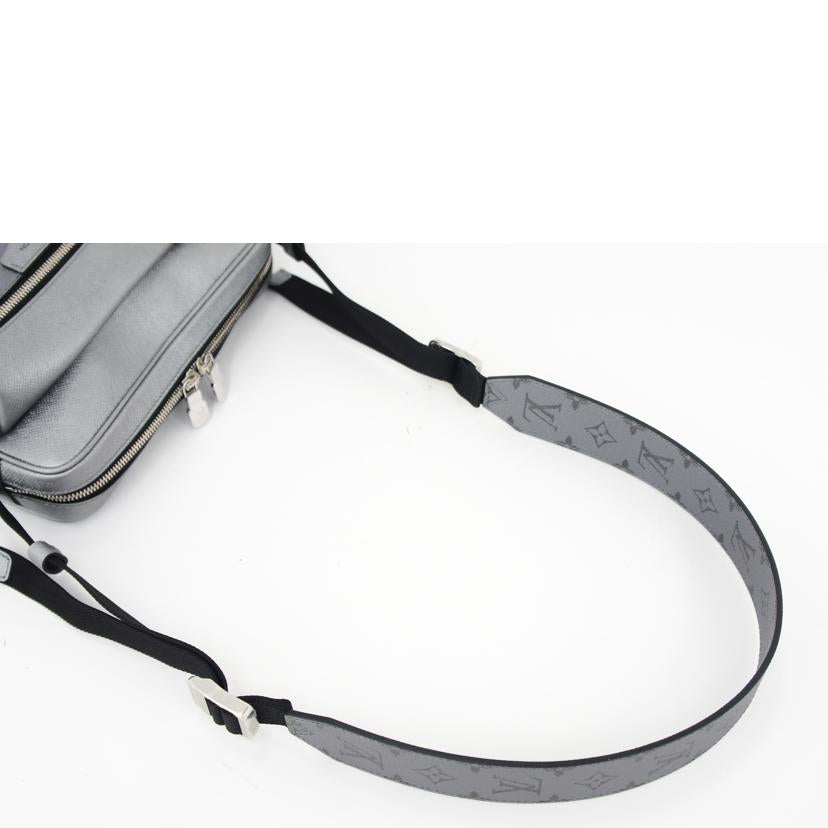 LV ルイヴィトン ヴィトン ビトン メッセンジャーバッグ メンズ 人気 ブランドバッグ 斜め掛け 肩がけ シルバー モノグラム/アウトドアメッセンジャー/タイガラマ/M30830//RFI*/SAランク/75