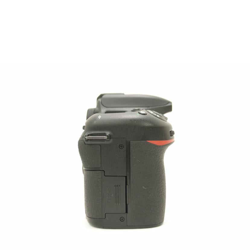 Nikon ニコン/デジタル一眼レフカメラ/D7500ボディ//2053247/Aランク/69