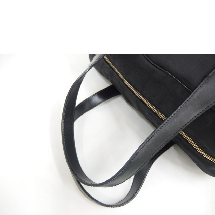 CHANEL シャネル/ニュートラベルライン ボストン//9987380/ABランク/82