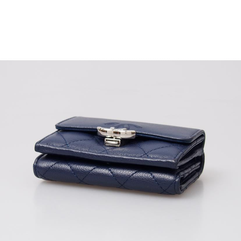 CHANEL シャネル/ココマーク マトラッセキャビアスキン コンパクトウォレット//31306611/ABランク/76