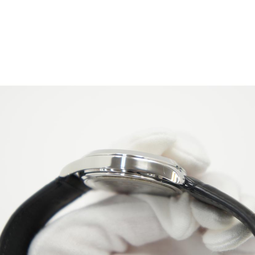 GUCCI グッチ/Gタイムレス/自動巻き/YA126468//16230805/SAランク/75