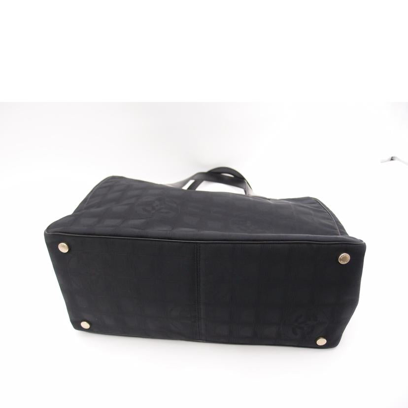 CHANEL シャネル トートバッグ ハンドバッグ ナイロン ジャガード レザー/ニュートラベルライントートMM/ブラック/A15991//10336448/SAランク/69
