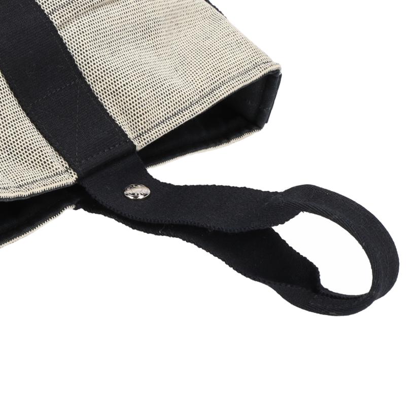 HERMES エルメス HERMES サクソーMM 黒 ブラック S金具/ サクソーMM/黒/S金具//102*****/Aランク/37