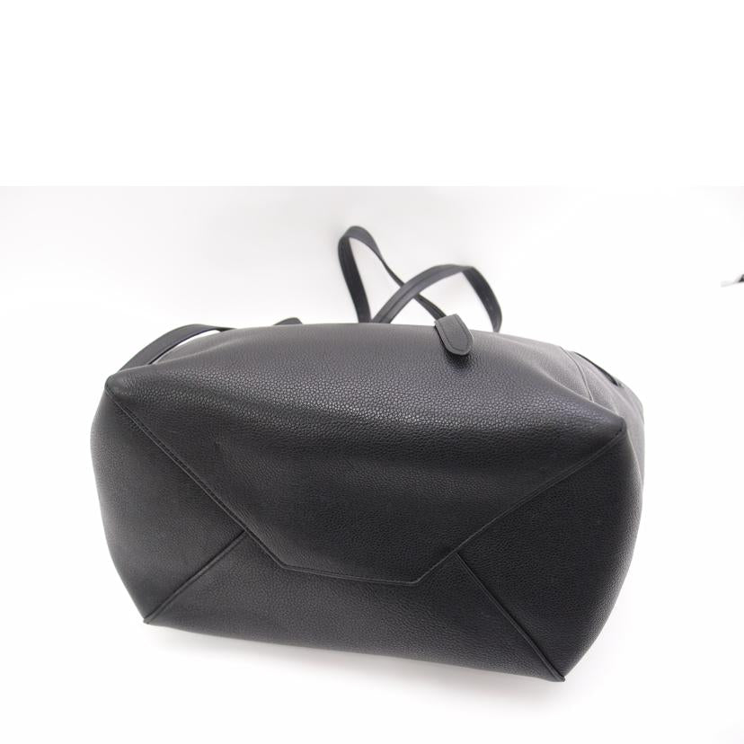 CELINE セリーヌ トートバッグ レザー 黒 レディース/カバファントム・スモール/カーフスキン/ブラック/176023TNI//F-CU-2156/Aランク/69