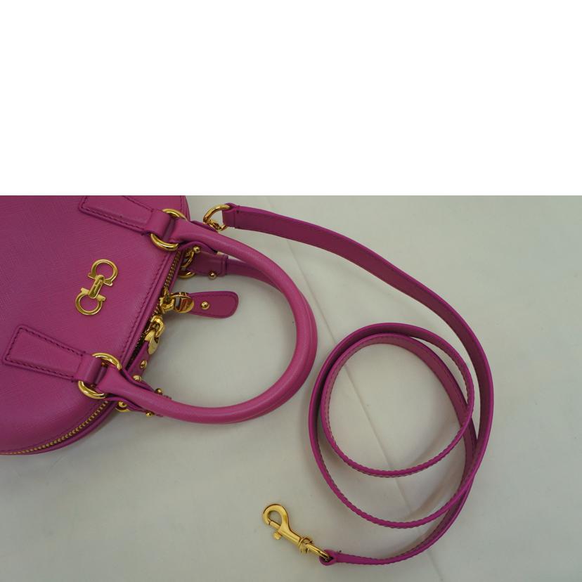 Ferragamo /Ferragamo ガンチーニ/レザー/2Wayハンド/GG-21//E703/ABランク/09