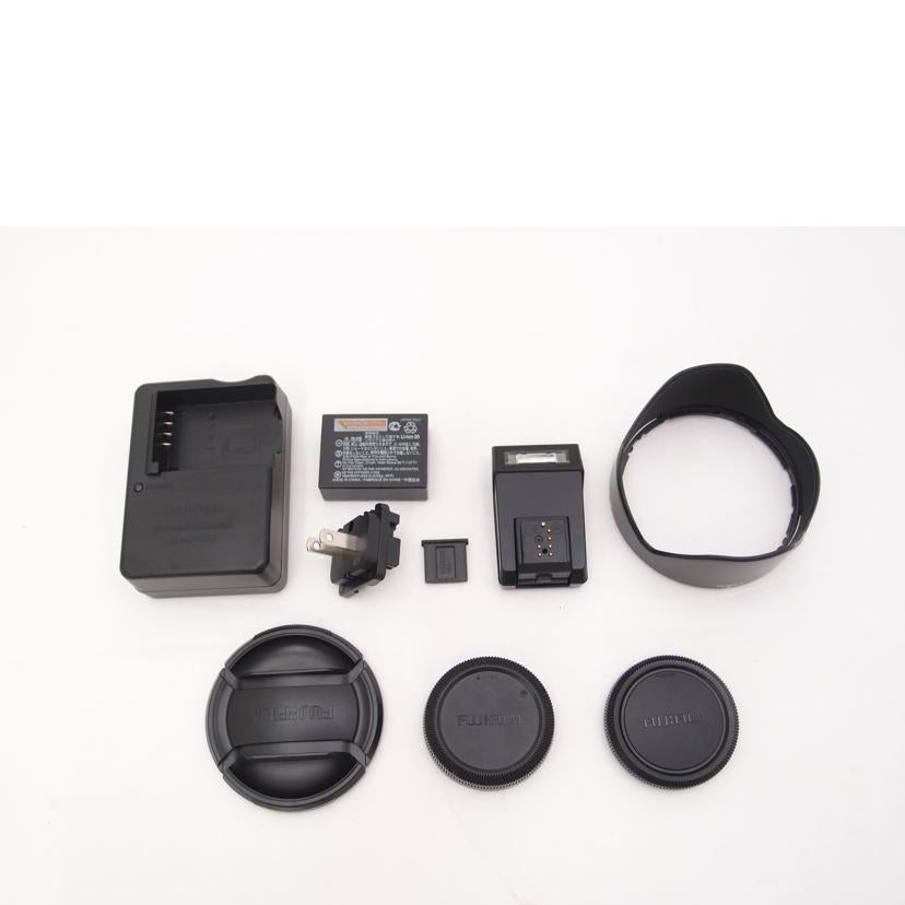 FUJIFILM 富士フィルム/ミラーレス一眼レンズキット/X-T3 XF16-80mmレンズキット//8C002005/Aランク/69