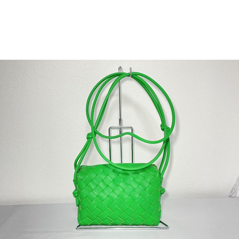 BOTTTGA VENETA ボッテガヴェネタ/イントレチャートショルダーバック パラキート グリーン//Aランク/51