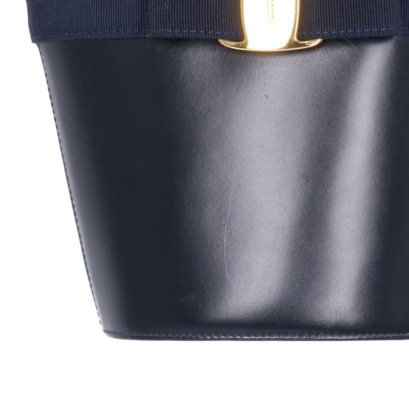 Ferragamo フェラガモ/ヴェラ リボンレザーハンドバッグ/HA216101//ABランク/75