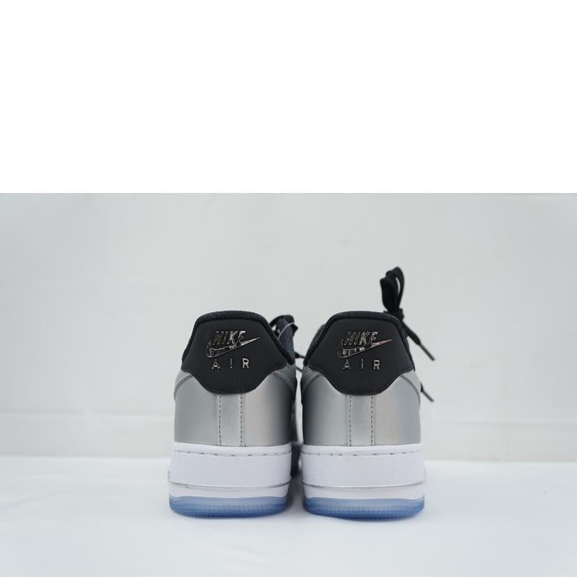 NIKE ナイキ/NIKE WMNS AIR FORCE 1 07 SE/DX6764-001//Aランク/67