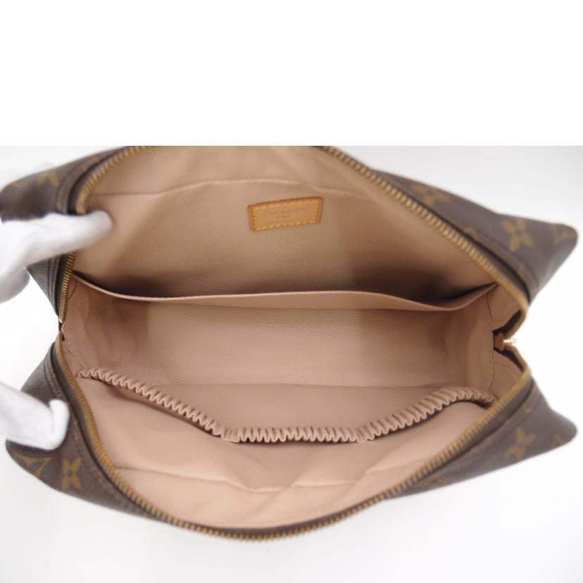 LV ルイ・ヴィトン ポーチ セカンドバッグ クラッチバッグ メイク コスメ ブラウン/トゥルース・トワレット28/モノグラム/M47522//MB1077/Aランク/69