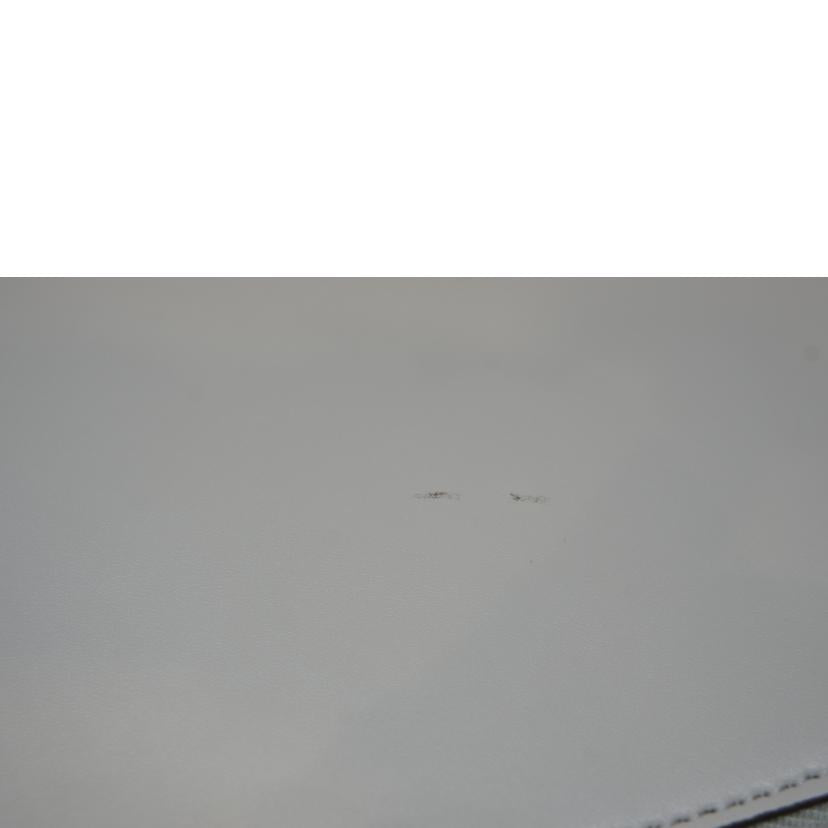 FENDI フェンディ/スタッズロゴレザークラッチバッグ/8M0363//ABランク/92