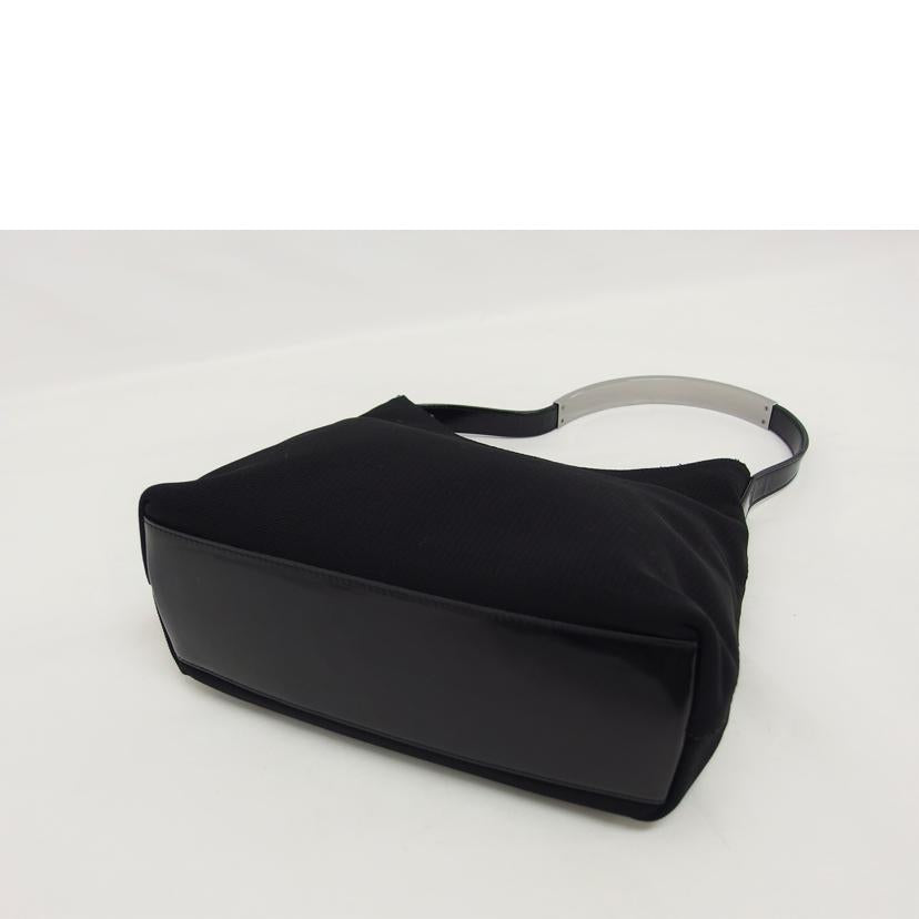 GUCCI グッチ/ナイロンワンショルダーバッグ/ブラック/001・3778//1705/ABランク/04