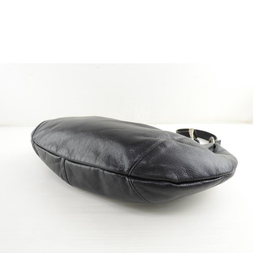 YVES SAINT LAUNRENT イヴサンローラン/レザーショルダー/116064//213***/Bランク/64