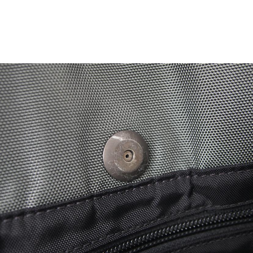 COACH コーチ/メッセンジャーバッグ/F70422//B1220/Bランク/76