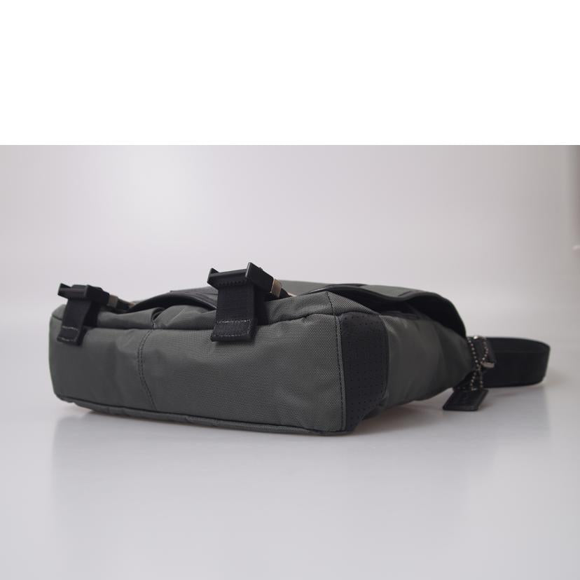 COACH コーチ/メッセンジャーバッグ/F70422//B1220/Bランク/76