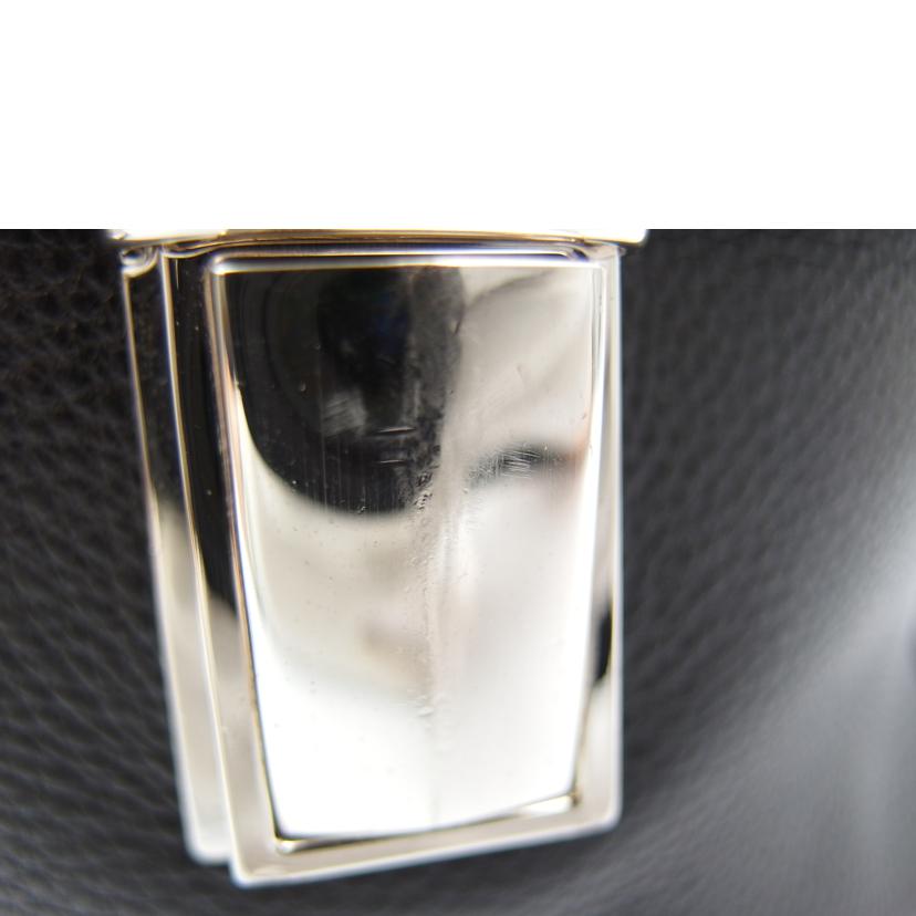 PRADA プラダ/レザーショルダーバッグ/金具キズ有/2VD005//165/Aランク/83