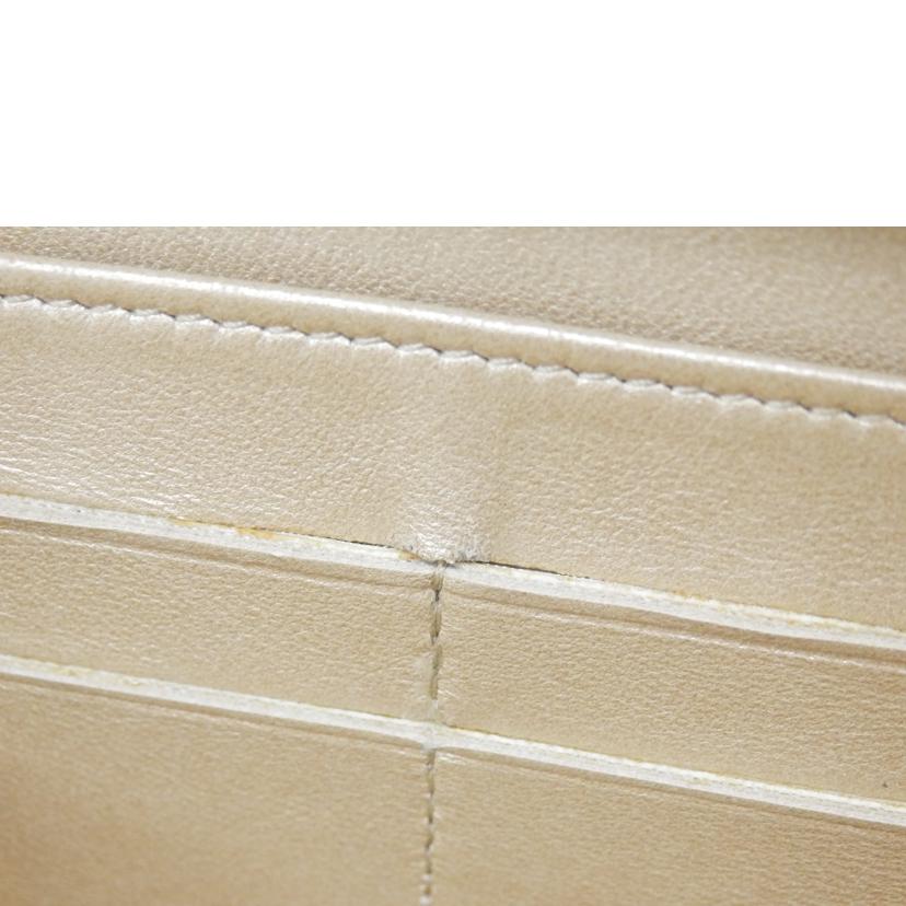 CHANEL シャネル/カメリアラウンドファスナー長財布 //15877341/Bランク/88