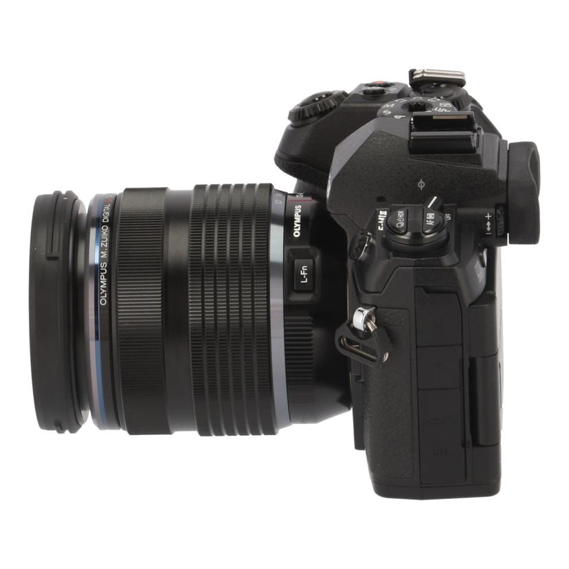 OLYMPUS オリンパス/ミラーレス一眼/E-M1 Mark IIレンズキット/OM-D E-M1 Mark II 12-40mm F2.8 PROキット//BHUA25279/AC5A16194/Aランク/71