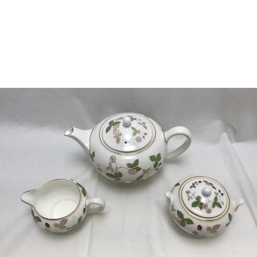 WEDGWOOD ウエッジウッド/WILD STRAWBERRY ティーセット3点//Aランク/51