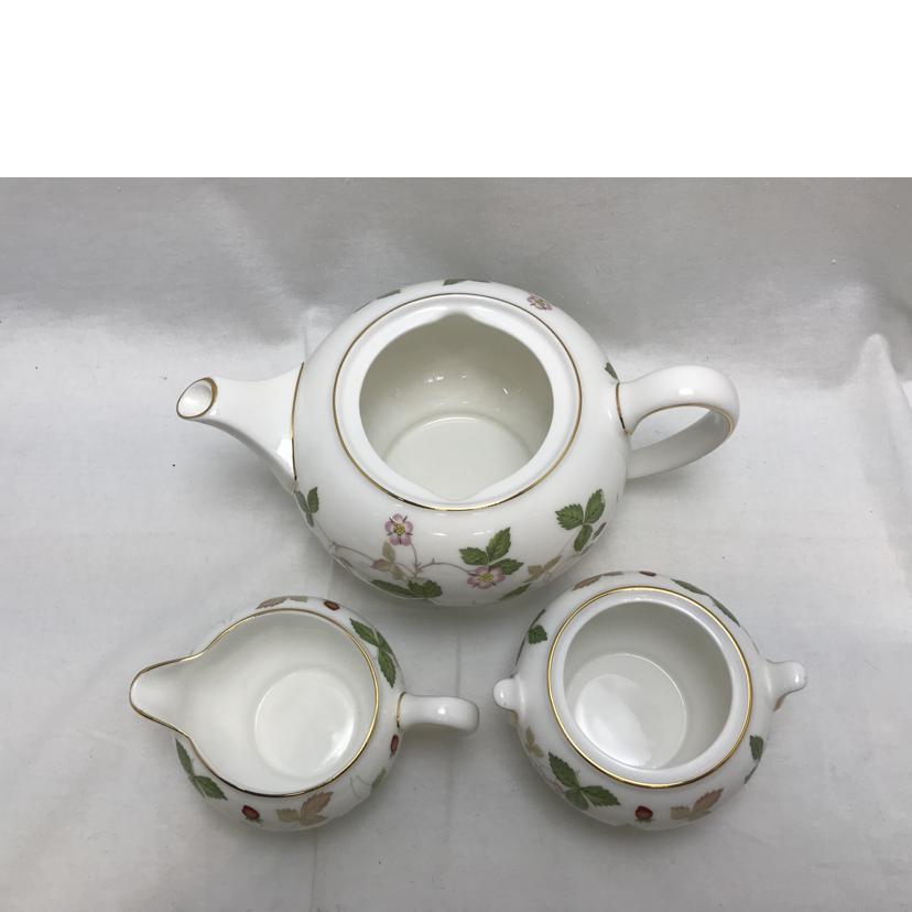 WEDGWOOD ウエッジウッド/WILD STRAWBERRY ティーセット3点//Aランク/51