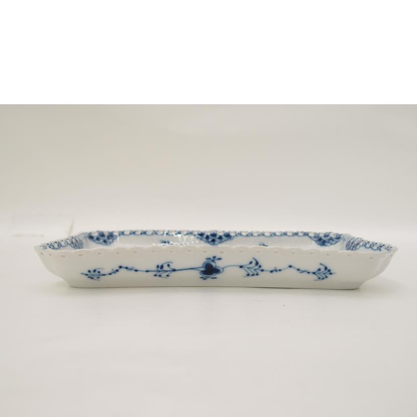 ロイヤルコペンハーゲン/ブルーフルーテッド フルレース 24.5cm トレイ//SAランク/69