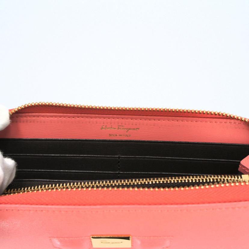 Salvatore Ferragamo フェラガモ/ガンチーニ ラウンドファスナー長財布/22C843//ABランク/75