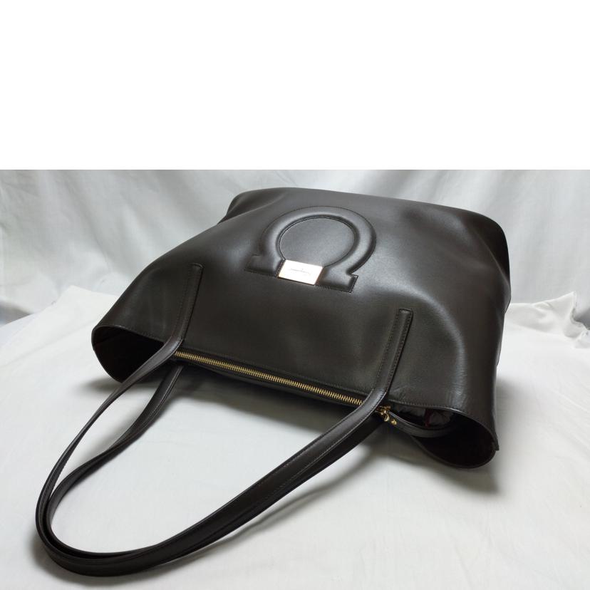 Salvatore Ferragamo サルバトーレ フェラガモ/ガンチーニ レザートート ポーチ付/AB-21 H019//ABランク/52