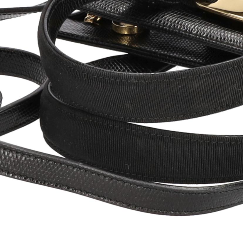 Ferragamo サルヴァトーレフェラガモ ファラガモ バッグ ブランドバッグ 斜め掛け ハンドバッグ レディース ブラック 黒 ゴールド/ヴァラリボン2WAYショルダー/BA21//4178/ABランク/75