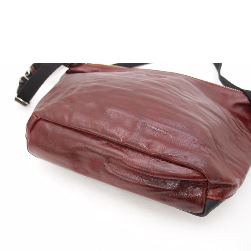 Daniel&Bob ダニエルアンドボブ/Daniel&Bob レザー ショルダーバッグ//SAランク/69