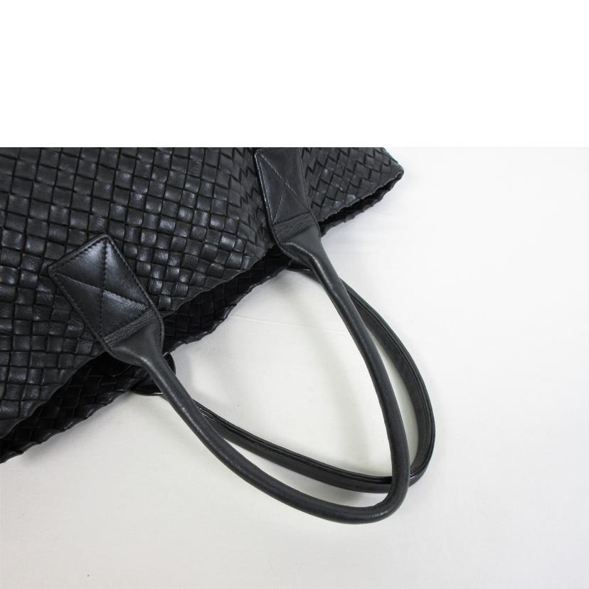 BOTTEGA VENETA BOTTEGA VENETA/ポーチ付イントレチャートトートバッグ/141498//V9131.1000/Bランク/70