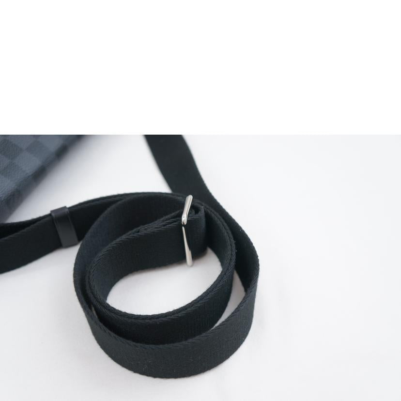 LV ルイヴィトン/ディストリクトPM/ダミエ/グラフィット/N41028//FL4124/Aランク/67