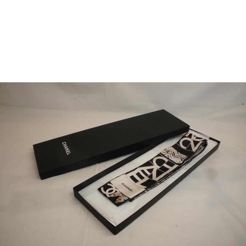 CHANEL シャネル/シルクツイリースカーフ//22K/SAランク/92