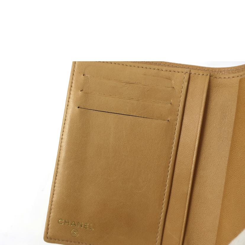 CHANEL シャネル/レザー二つ折り財布 薄型/ライトベージュ//ABランク/65