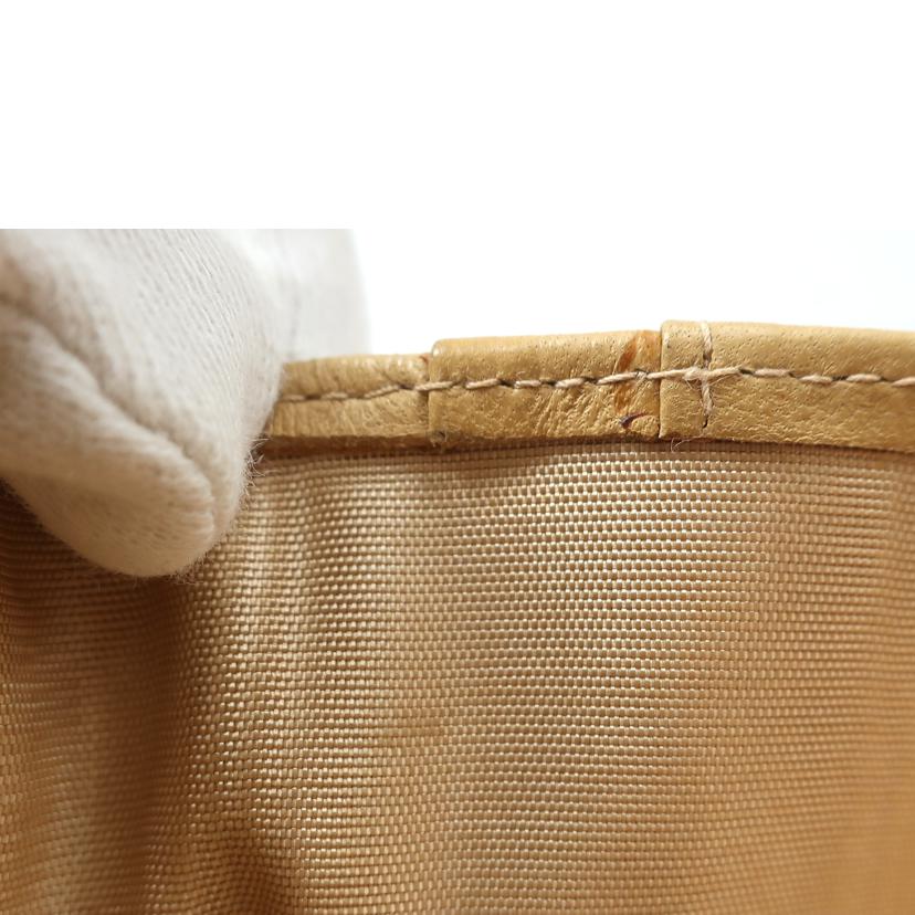 CHANEL シャネル/レザー二つ折り財布 薄型/ライトベージュ//ABランク/65